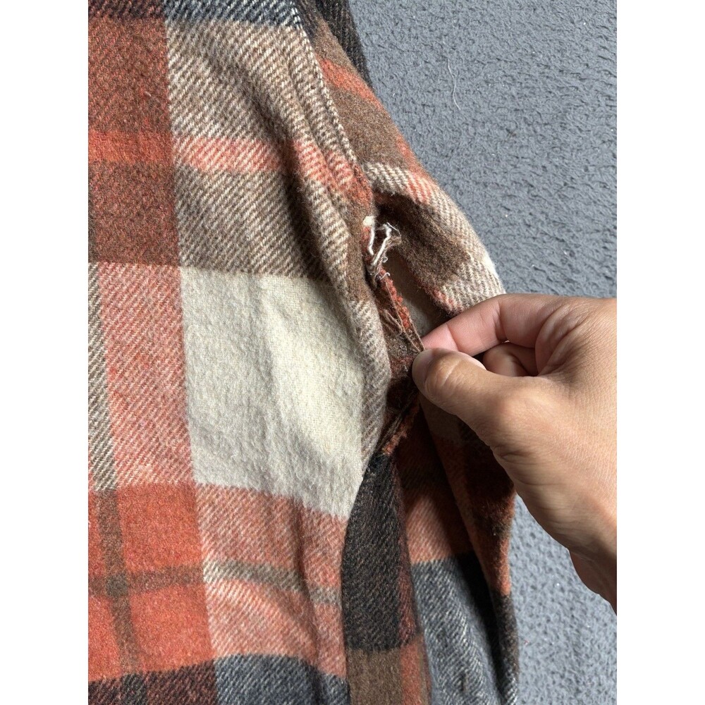 True Vintage 60s CPO Wool Shirt Shacket Mens Large Check Plaid Flannel USA - Picture 7 of 14